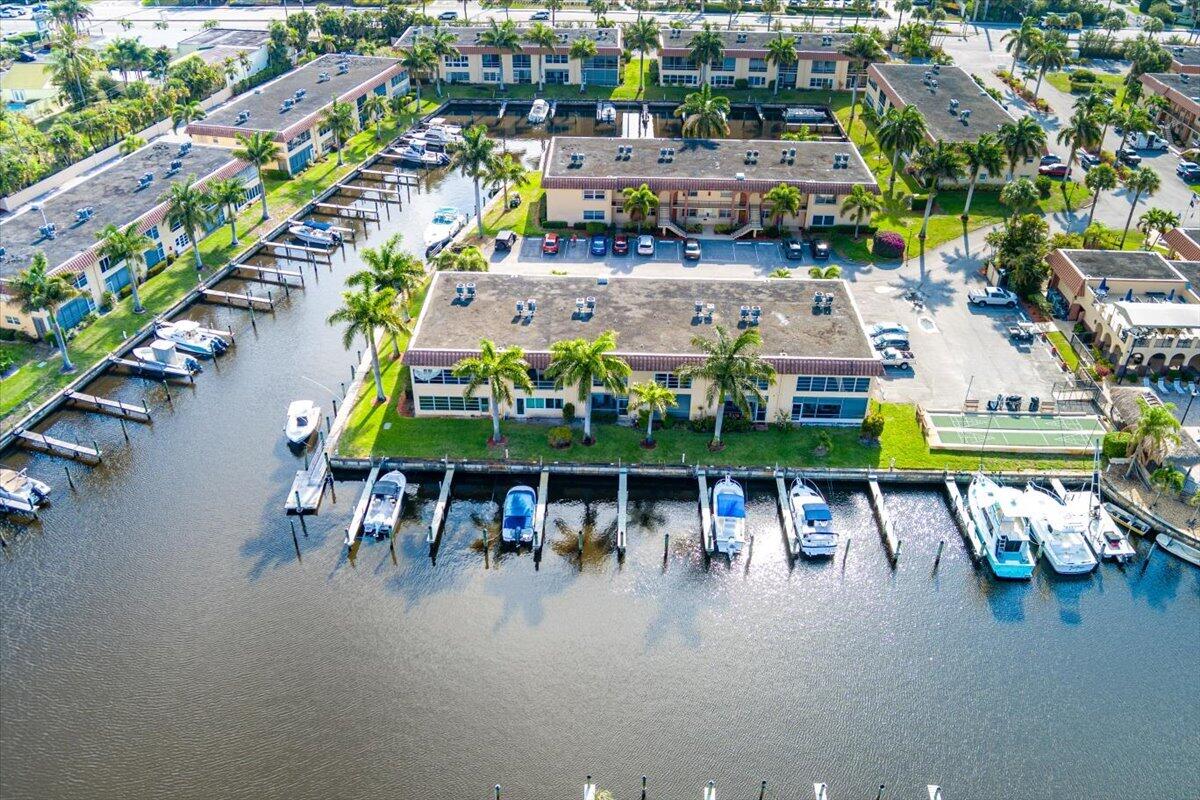 DE LA BAHIA CONDO - Residential