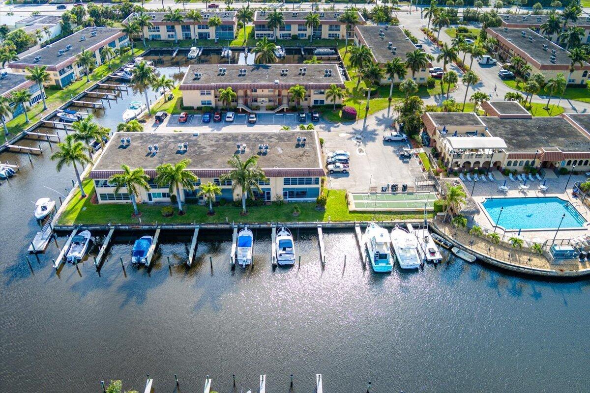 DE LA BAHIA CONDO - Residential