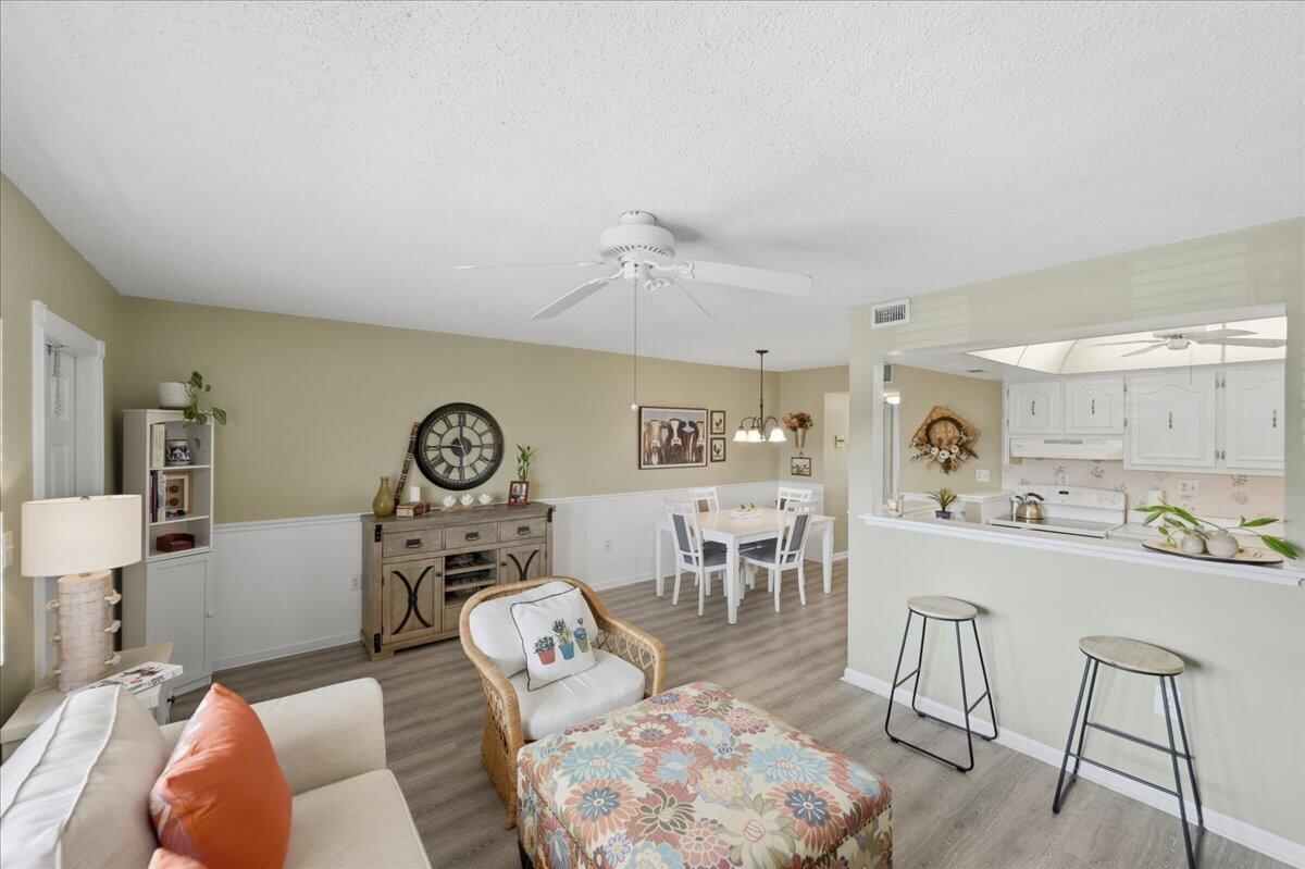 DE LA BAHIA CONDO - Residential