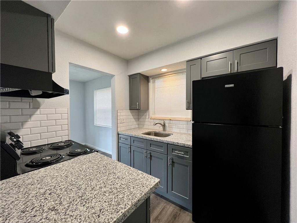 Fern Sub One 55-5 B - Residential Lease