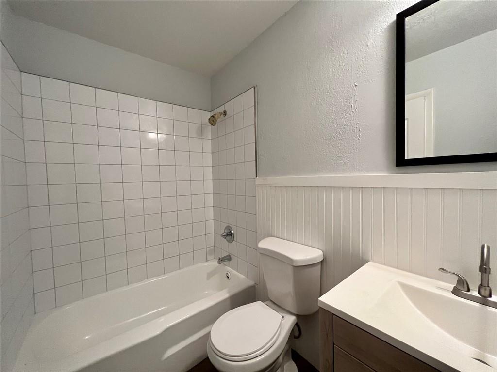 Fern Sub One 55-5 B - Residential Lease