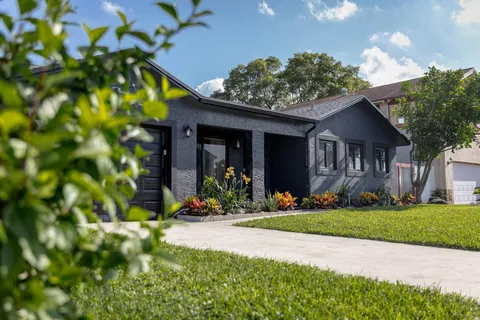 8310 SW 20th St, North Lauderdale, FL MLS: F10488369
