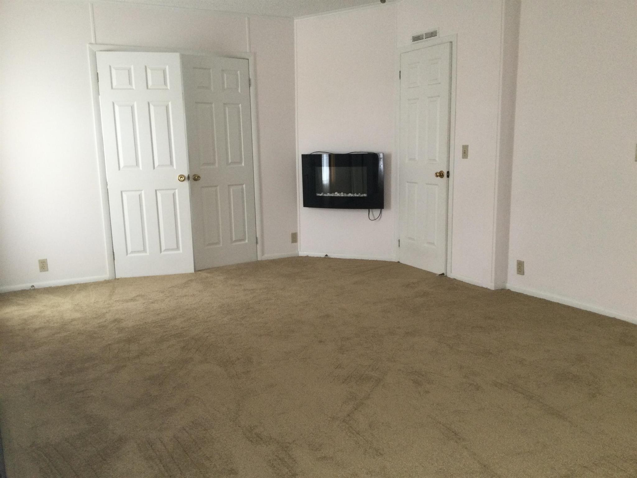 Spanish Lakes Leasehold E - Residential