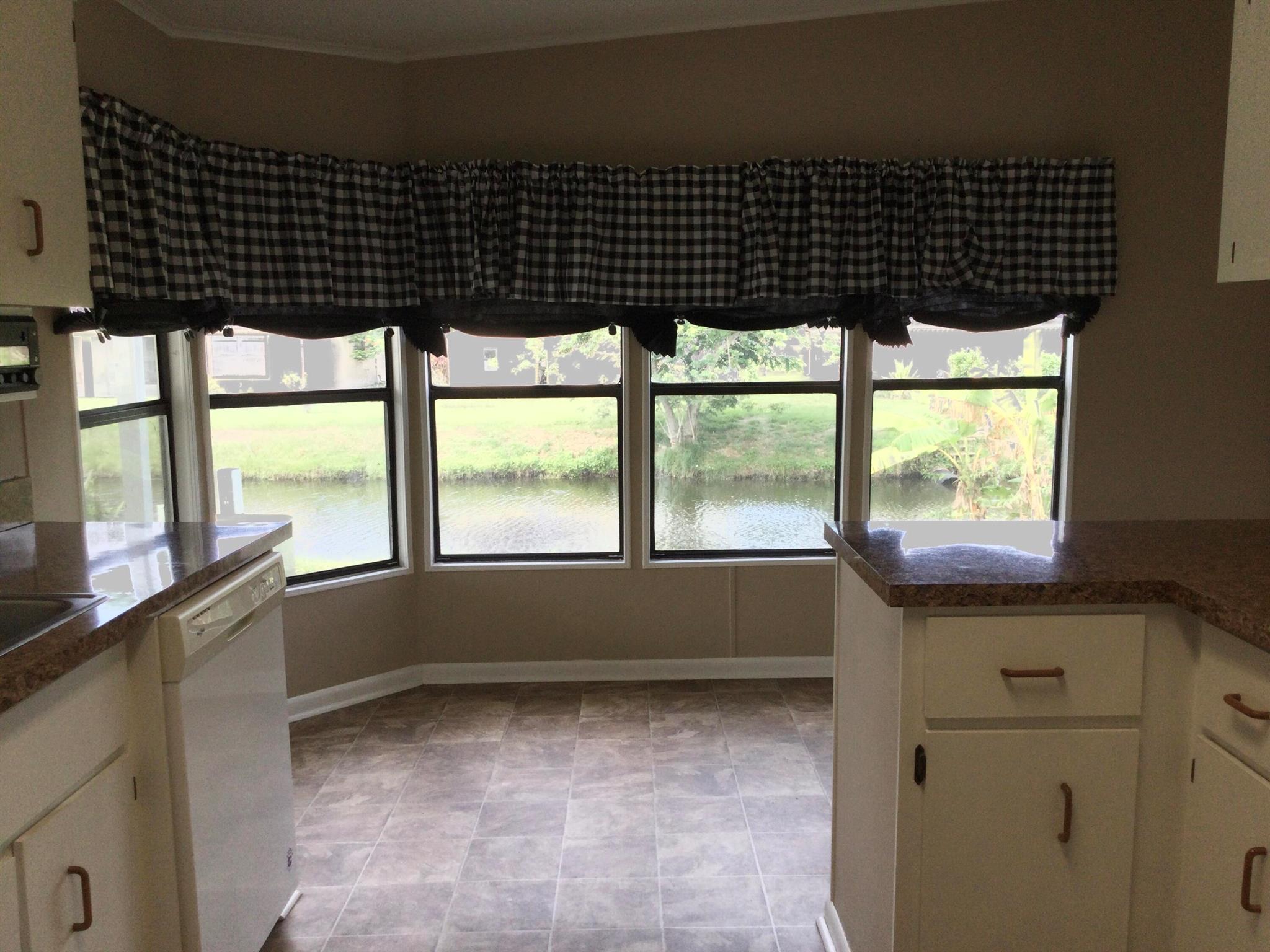 Spanish Lakes Leasehold E - Residential