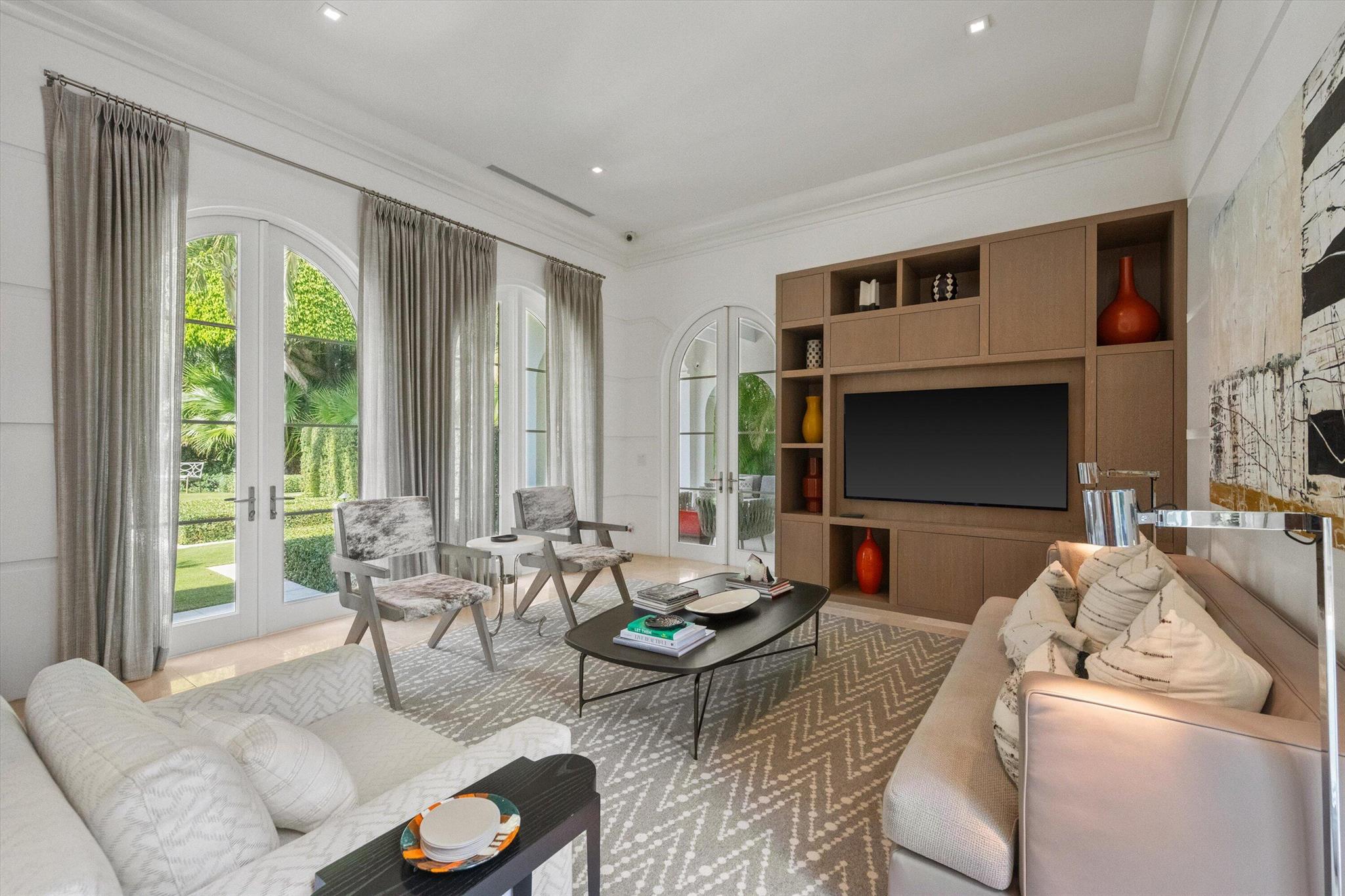 PHIPPS ESTATES - Residential