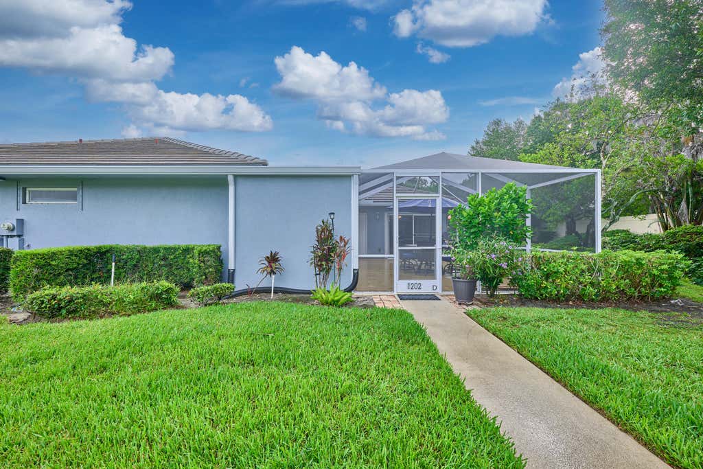 Photo of 1202 NW Sun Terrace Circle #24D, Port Saint Lucie, FL 34986 (MLS # B26062178)