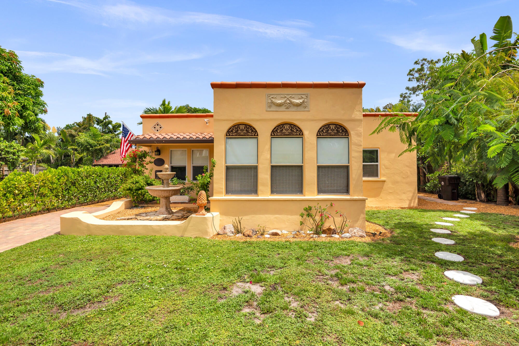 319 Plymouth Road