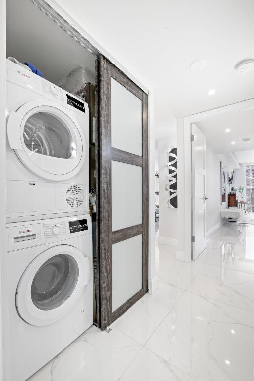 HORIZON EAST CONDO - Residential