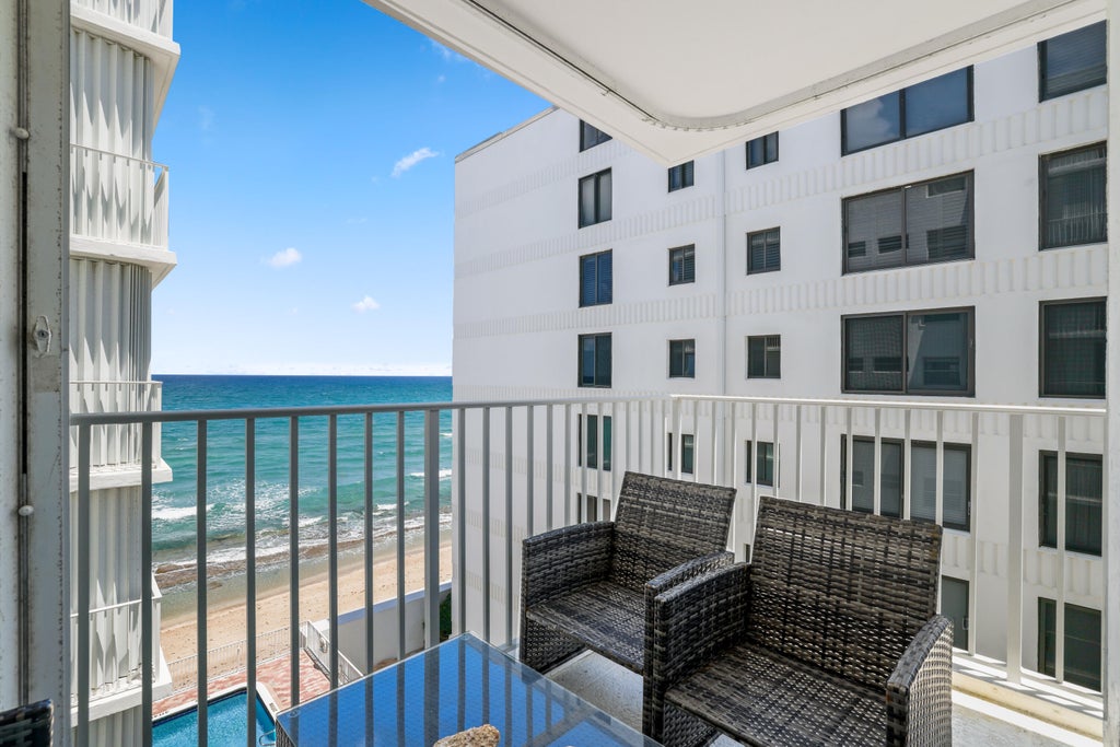 Photo of 3580 S Ocean 6d Boulevard #6d, South Palm Beach, FL 33480 (MLS # R11152507)