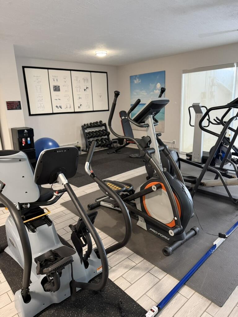 HORIZON EAST CONDO - Residential