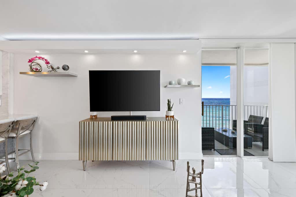 Photo of 3580 S Ocean 6d Boulevard #6d, South Palm Beach, FL 33480 (MLS # R11152507)