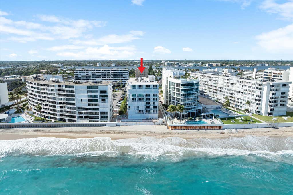 Photo of 3580 S Ocean 6d Boulevard #6d, South Palm Beach, FL 33480 (MLS # R11152507)