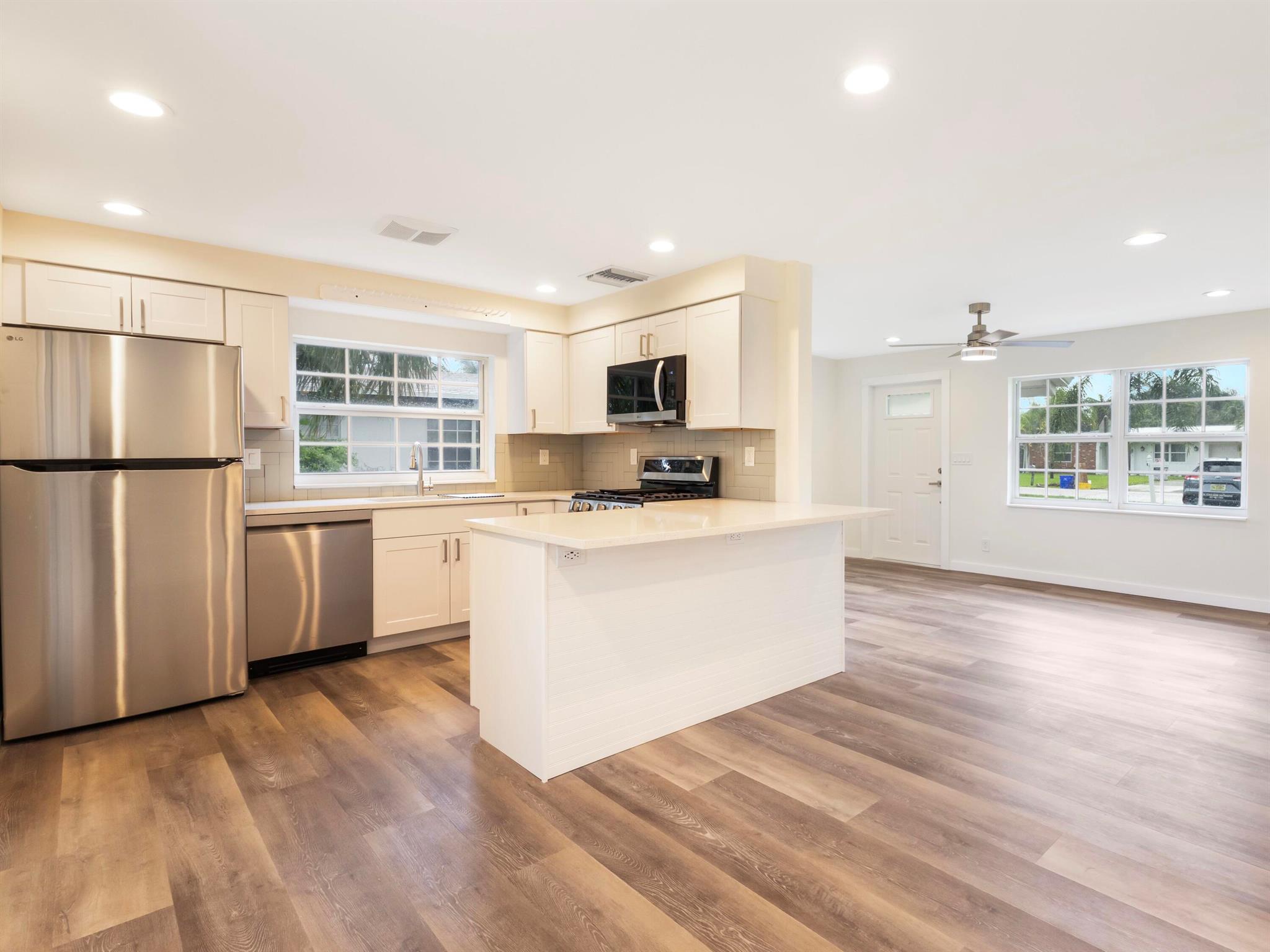 359 Garden Boulevard
