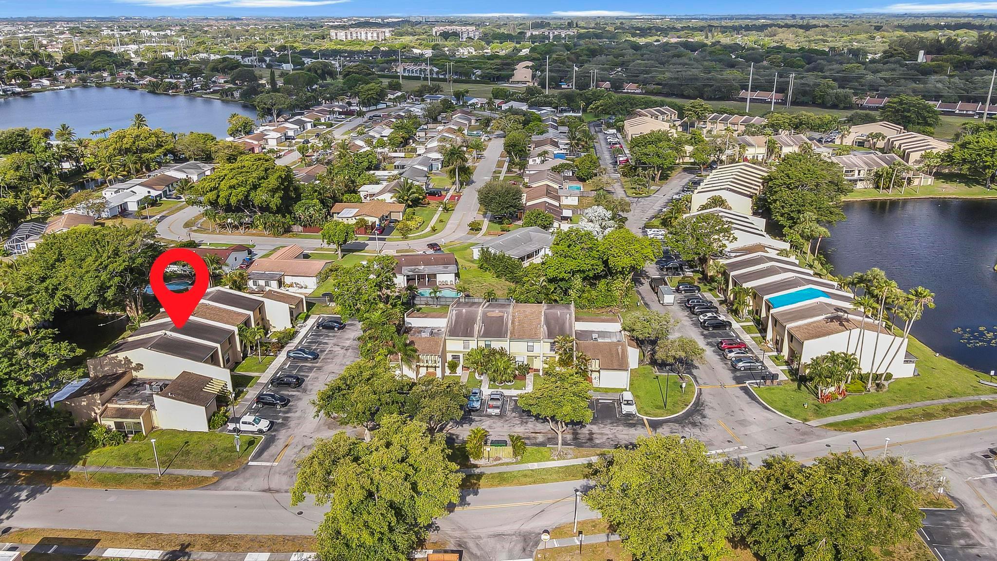 WESTVIEW CONDO 4 - Residential