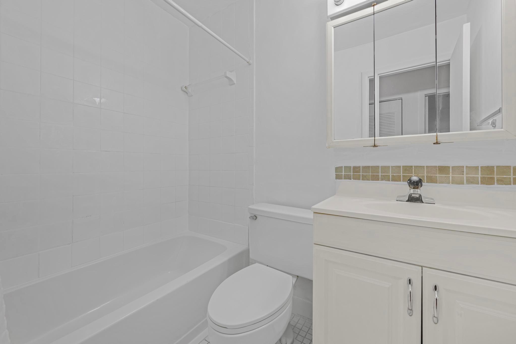 WESTVIEW CONDO 4 - Residential