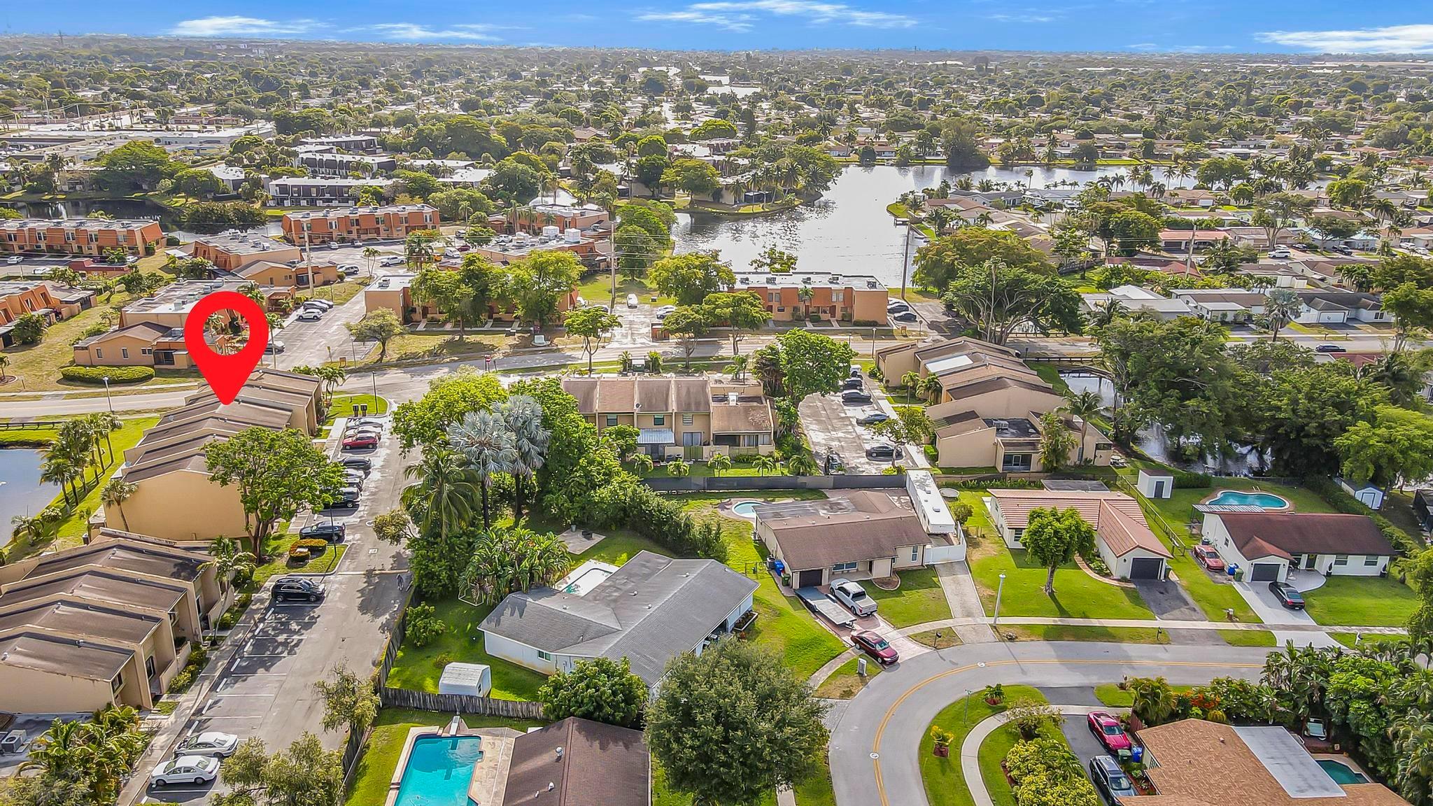 WESTVIEW CONDO 4 - Residential