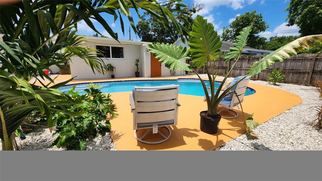 Photo of 3106 Avenue B, Fort Pierce, FL 34947 (MLS # F10503173)