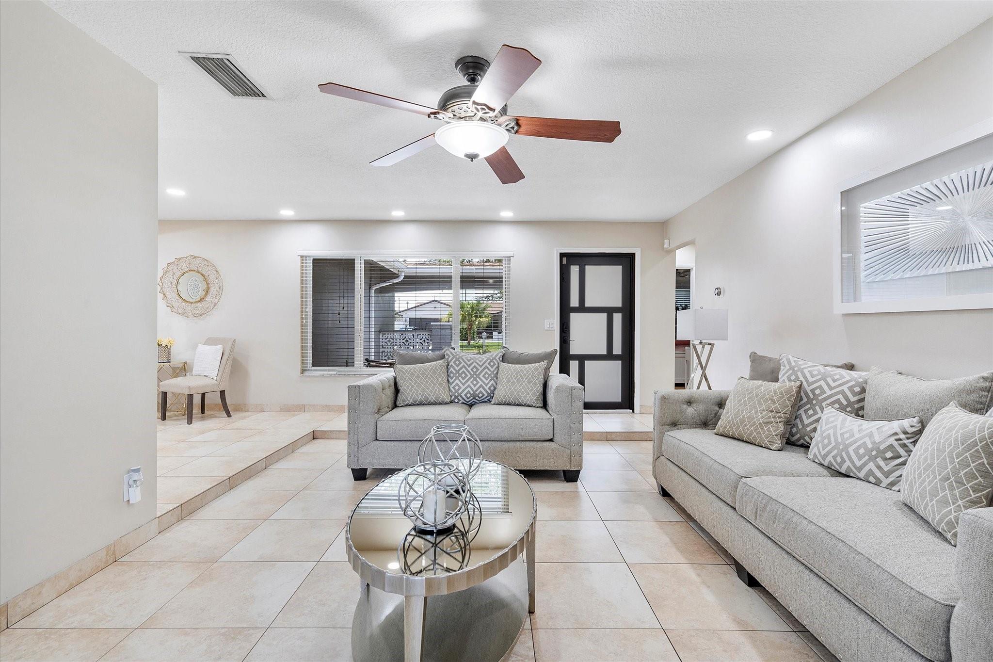 9440 NW 24th Pl