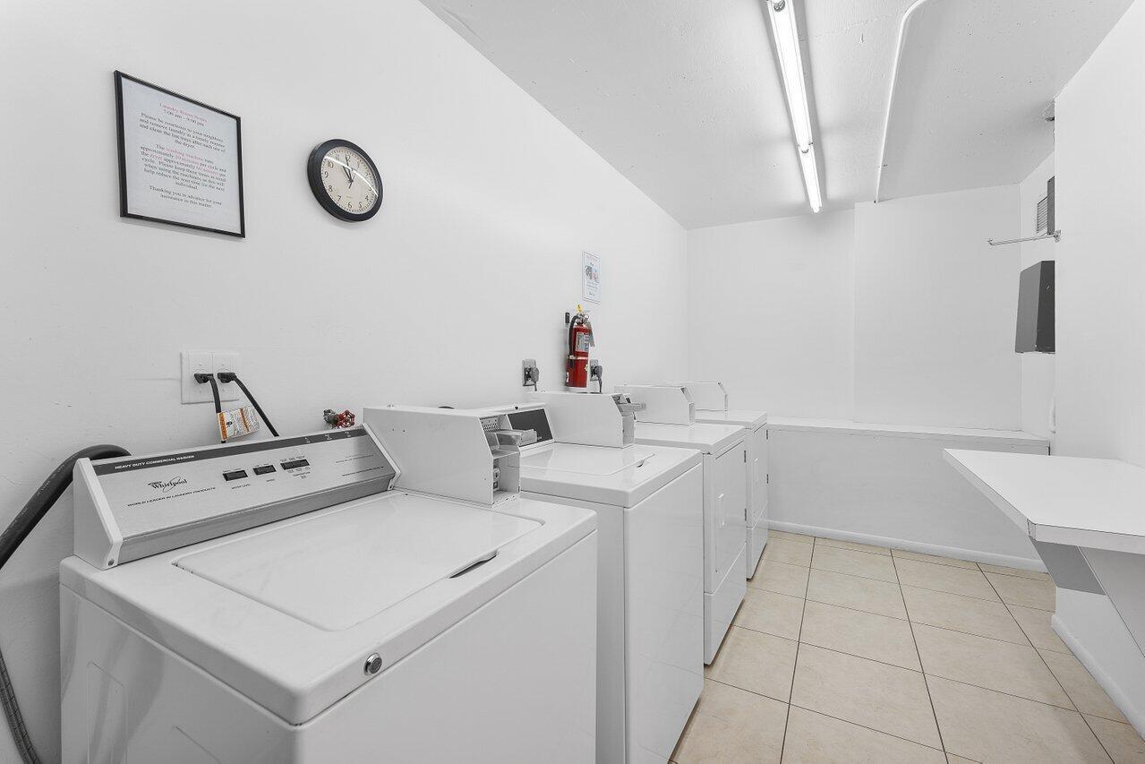 CARLYLE HOUSE CONDO - Residential Lease