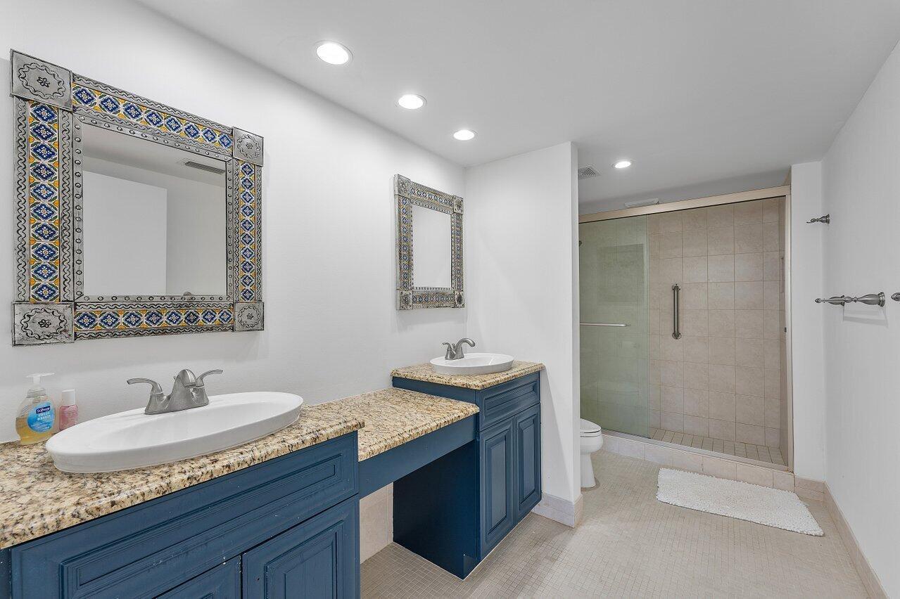 CARLYLE HOUSE CONDO - Residential Lease