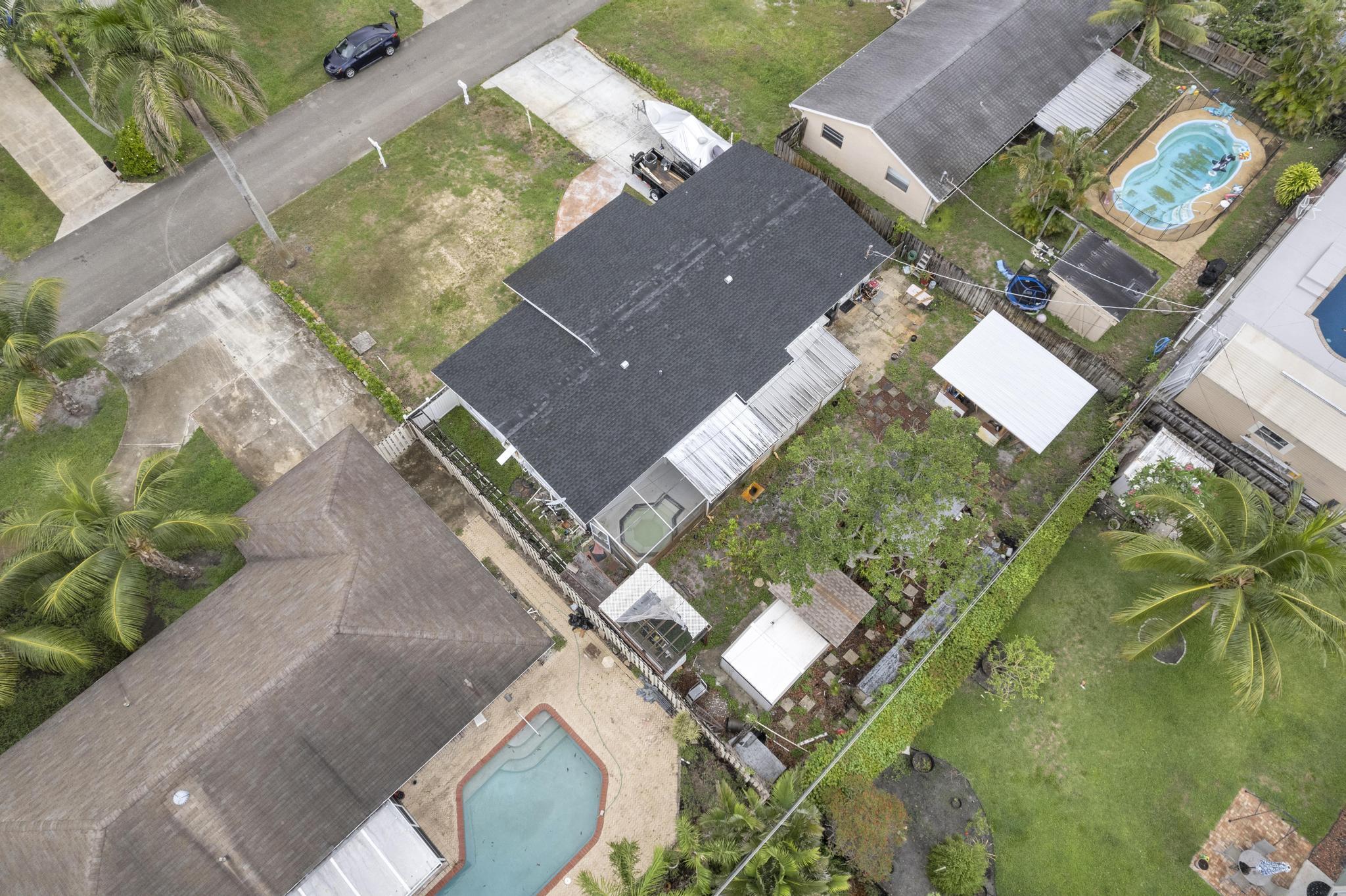 FLORAL PARK LANTANA - Residential