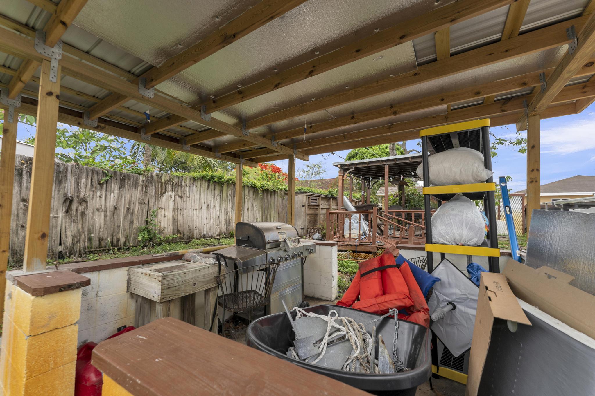 FLORAL PARK LANTANA - Residential