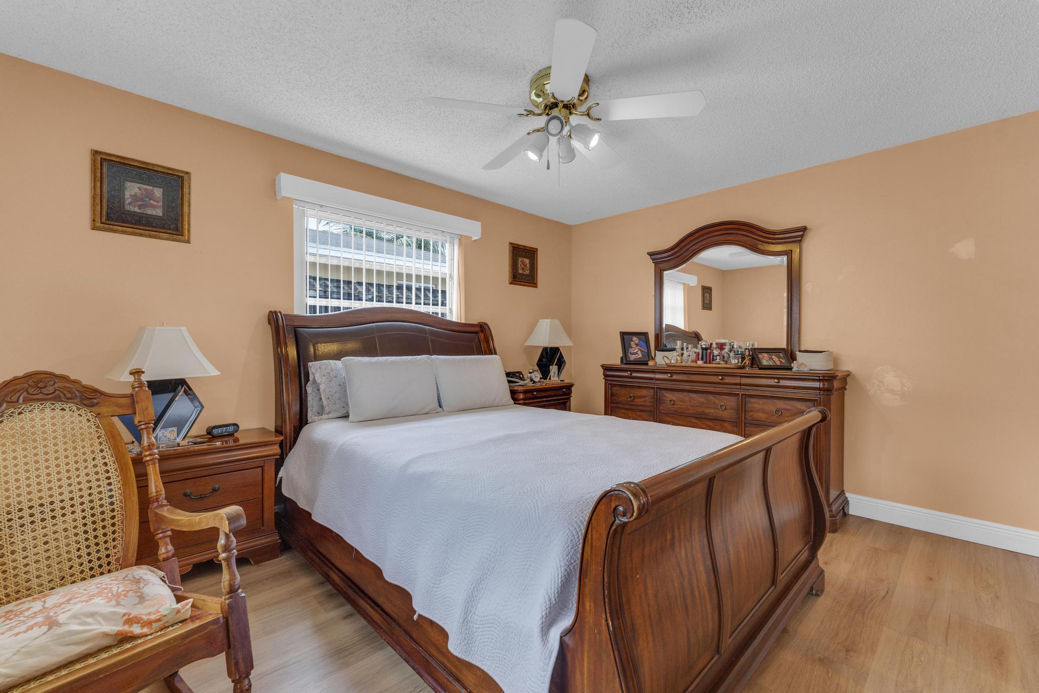 FLORAL PARK LANTANA - Residential