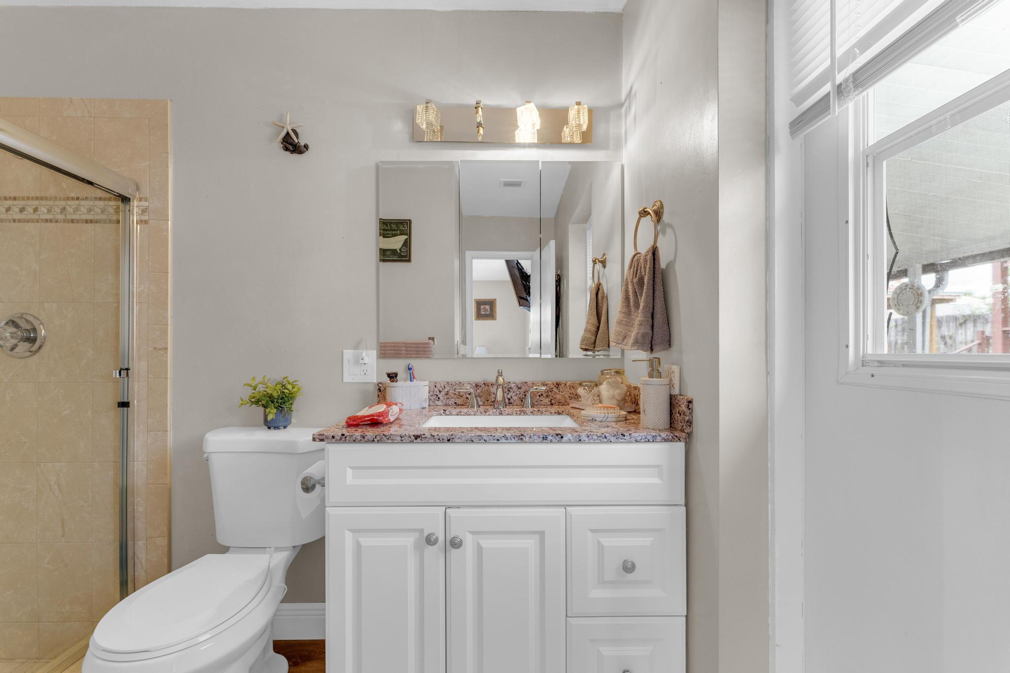 FLORAL PARK LANTANA - Residential