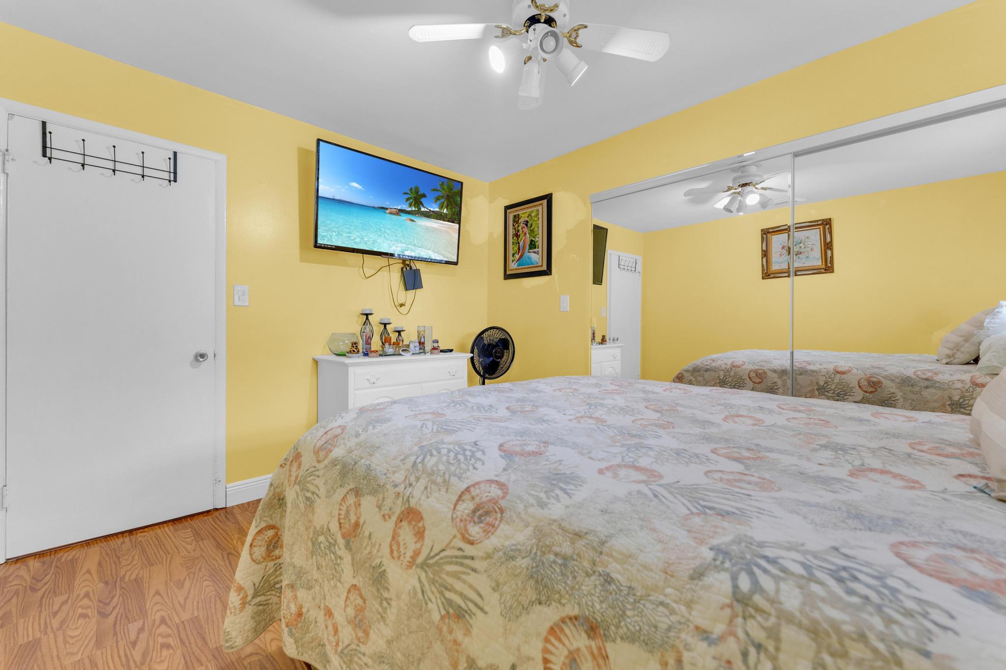 FLORAL PARK LANTANA - Residential