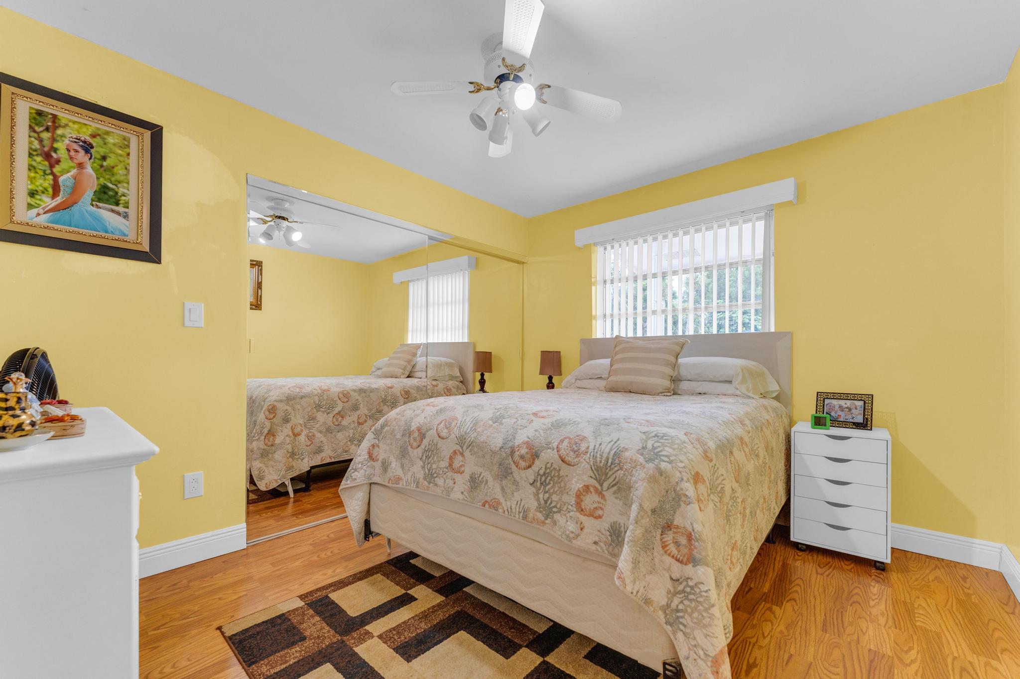 FLORAL PARK LANTANA - Residential