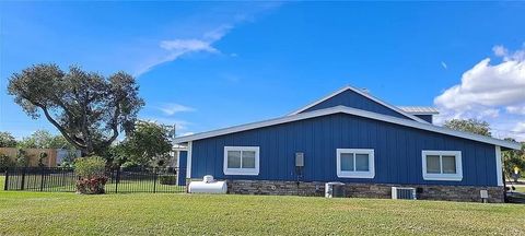 A home in Okeechobee