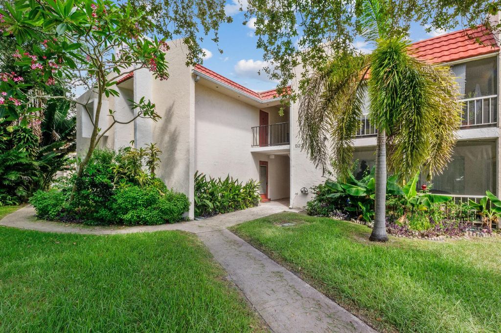 Photo of 622 NW 13th Street #11, Boca Raton, FL 33486 (MLS # R11101876)
