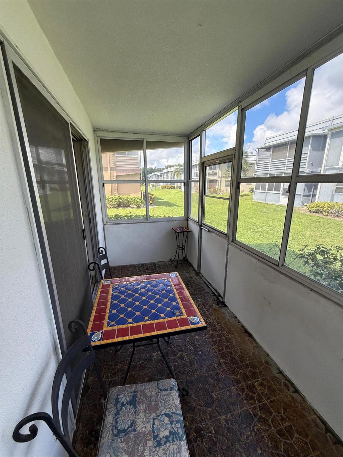 KINGS POINT - Residential