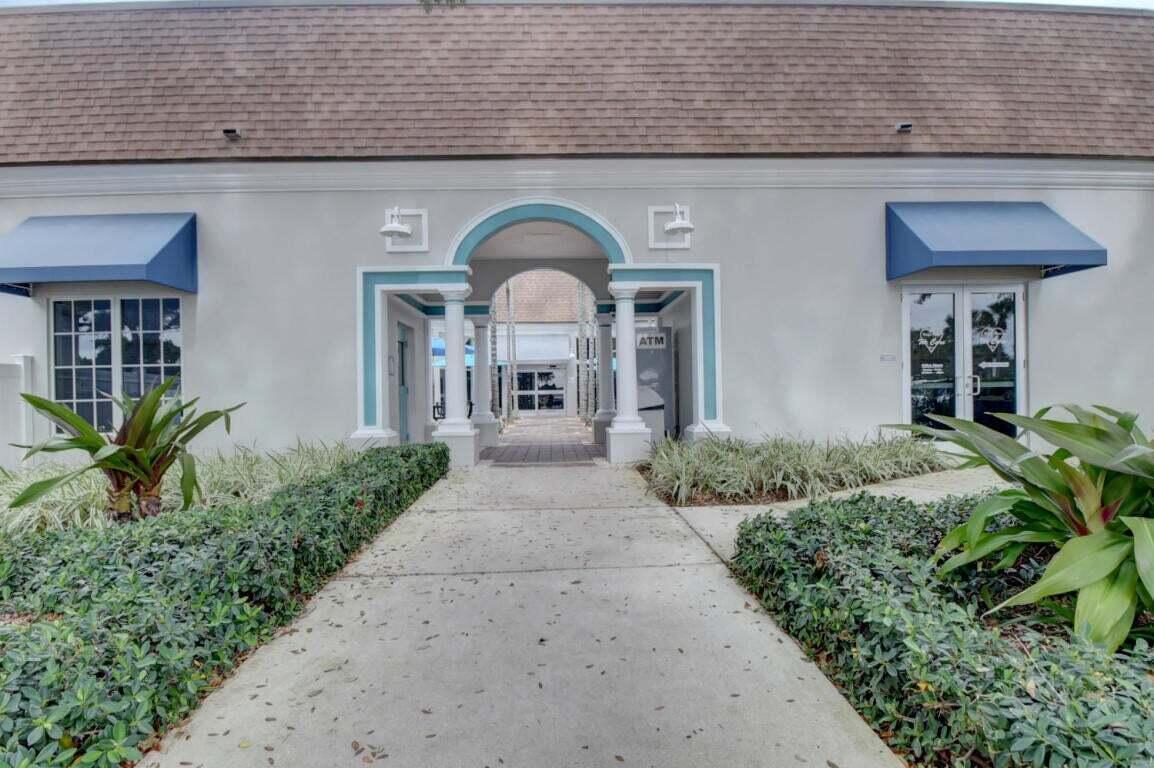 KINGS POINT - Residential