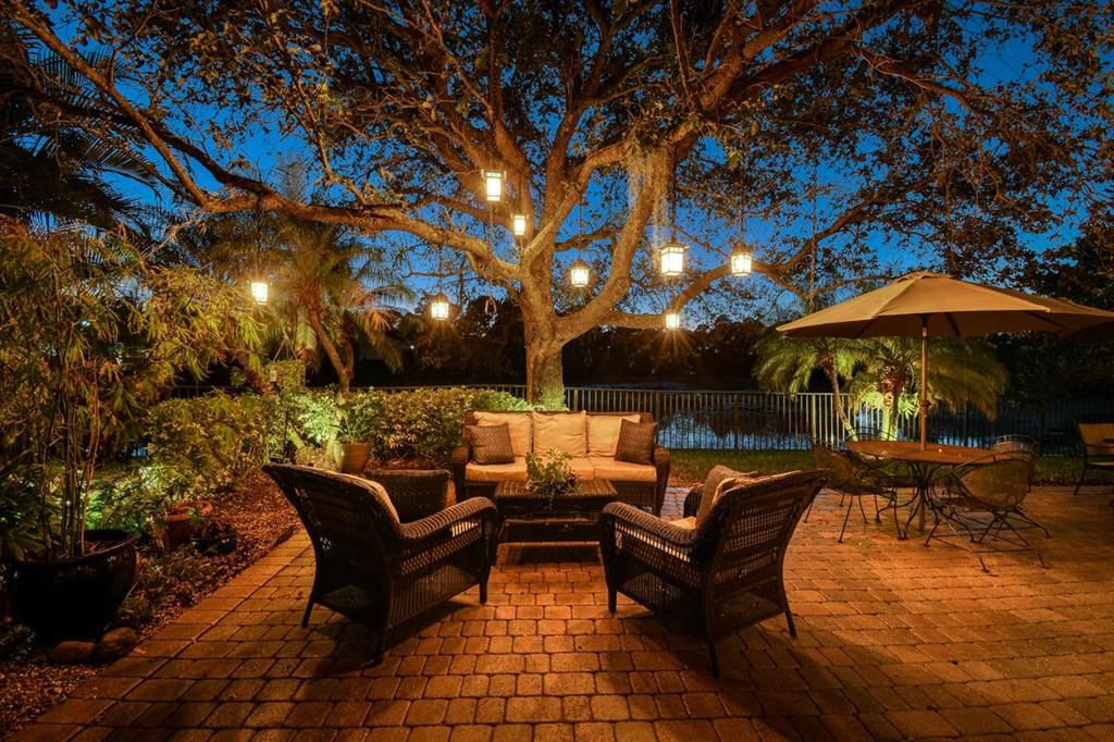 Photo of 2109 Spring Court, Palm Beach Gardens, FL 33410 (MLS # R10856735)