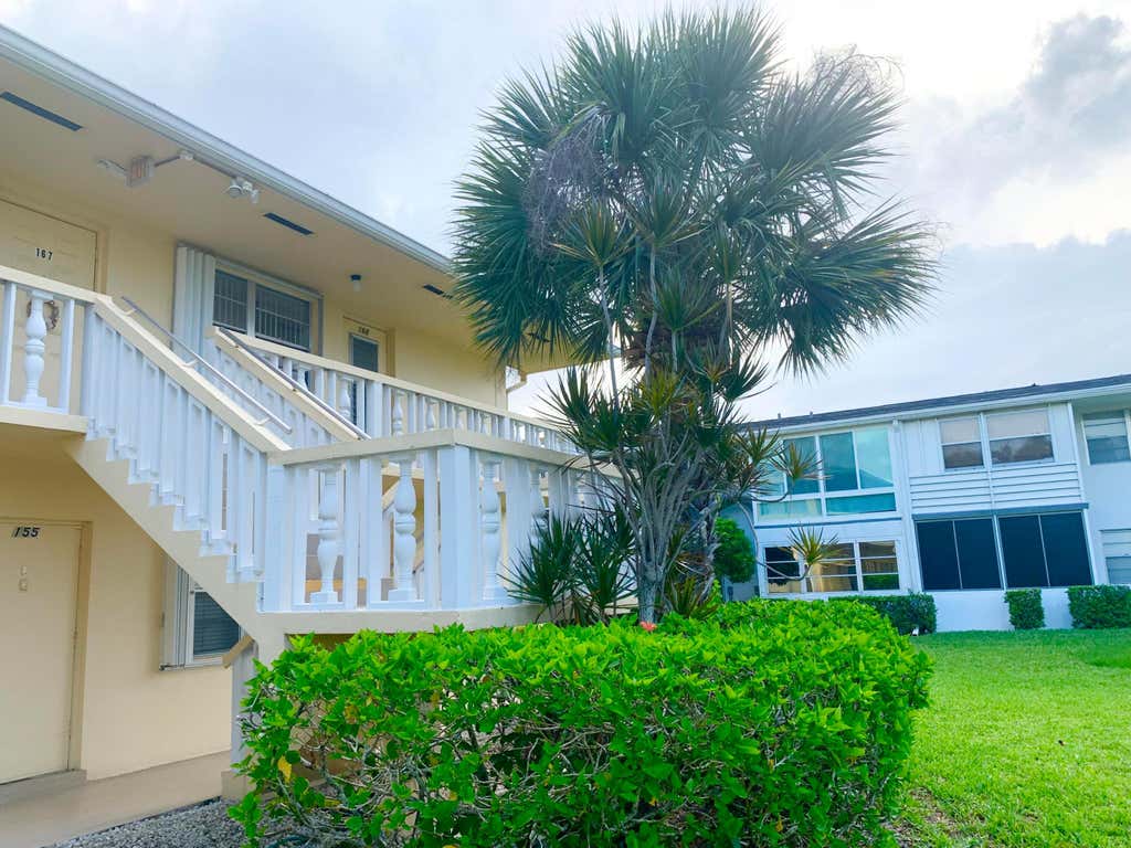 Photo of 168 Waltham G, West Palm Beach, FL 33417 (MLS # B26061596)