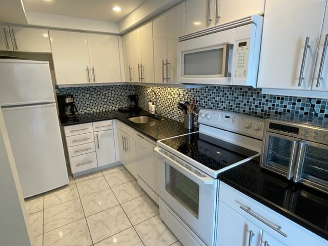 Ambassador II - Residential Lease
