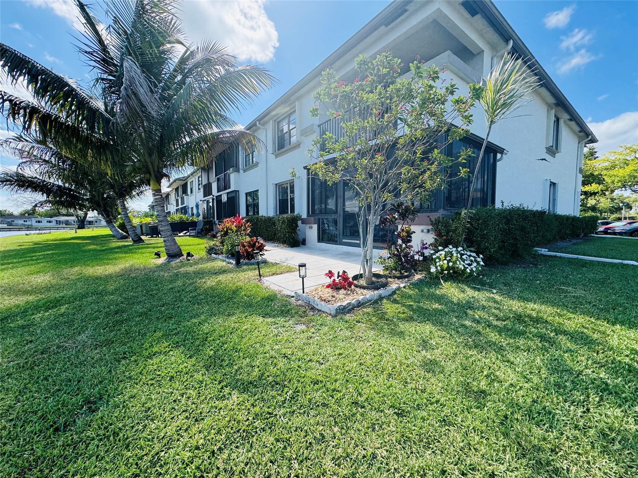 9644 W Mcnab Rd 102