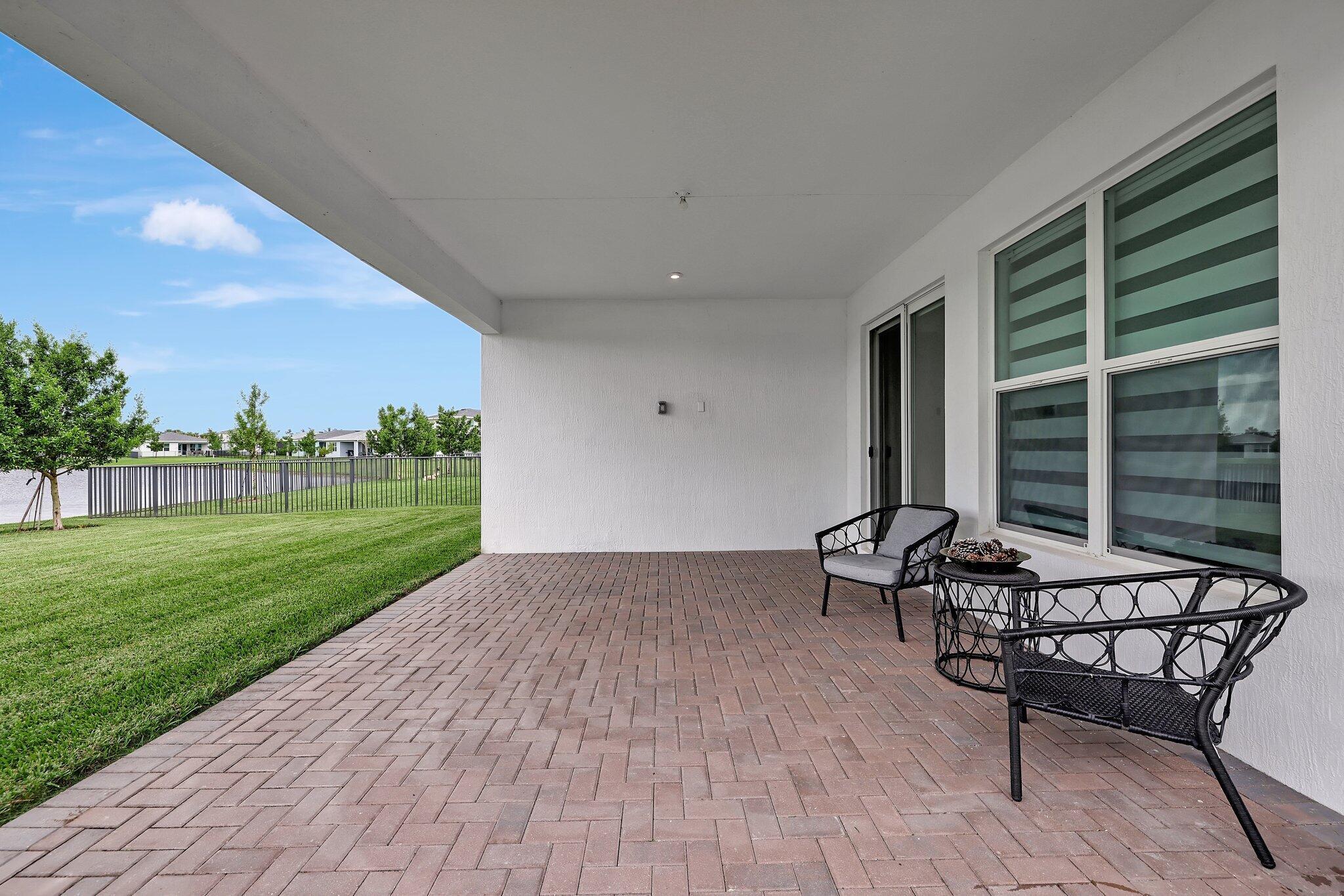 EMERY II - Residential