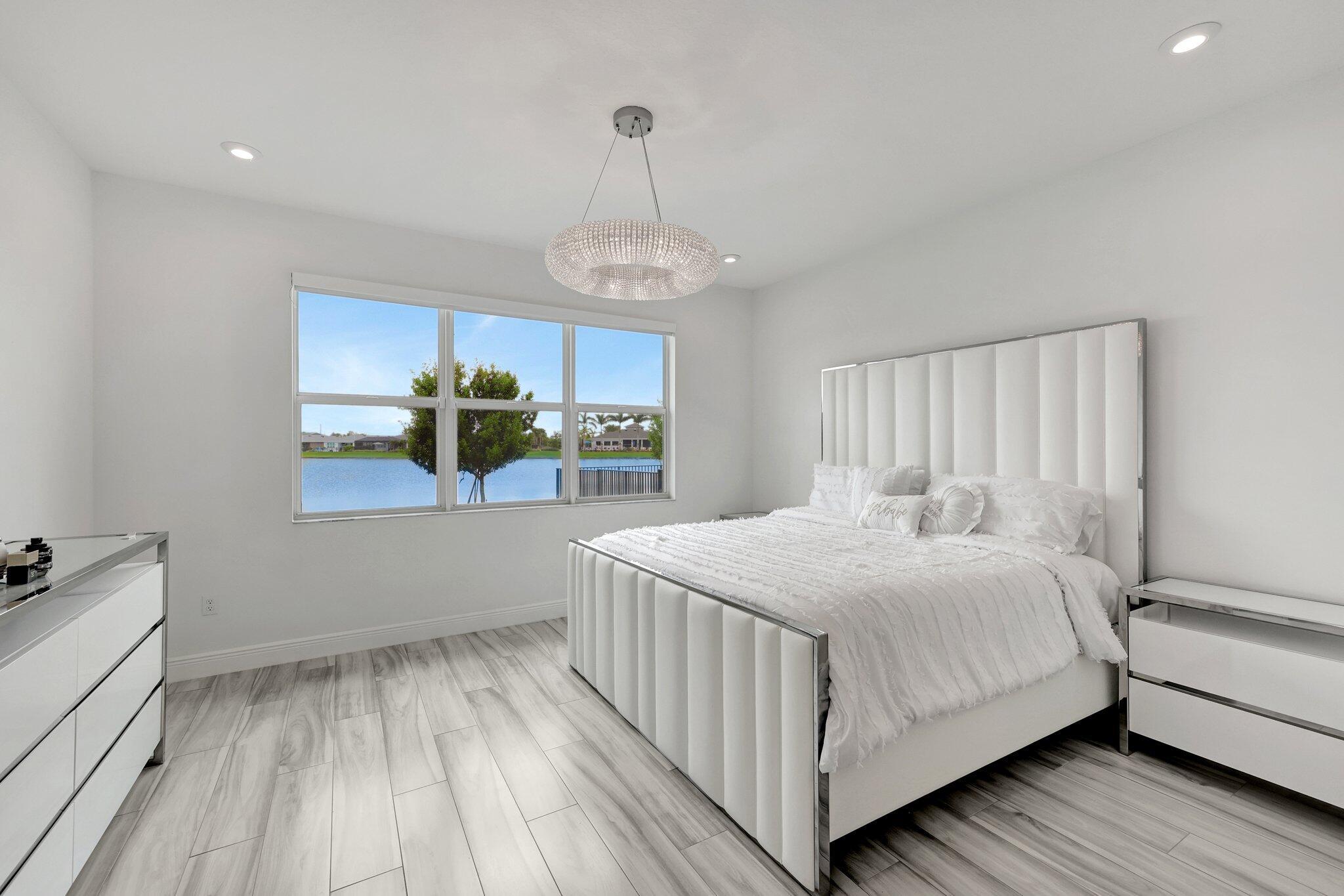 EMERY II - Residential