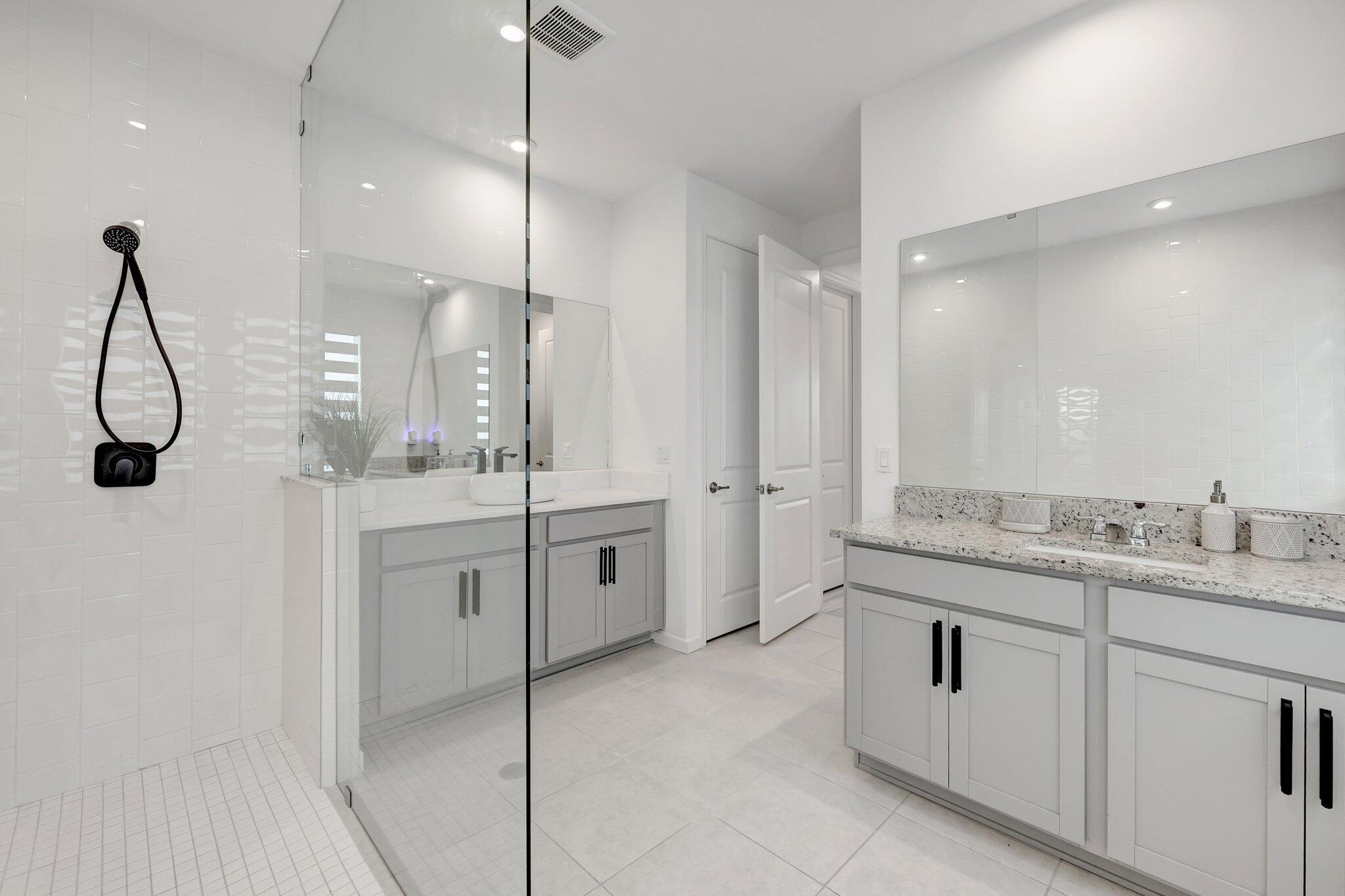 EMERY II - Residential