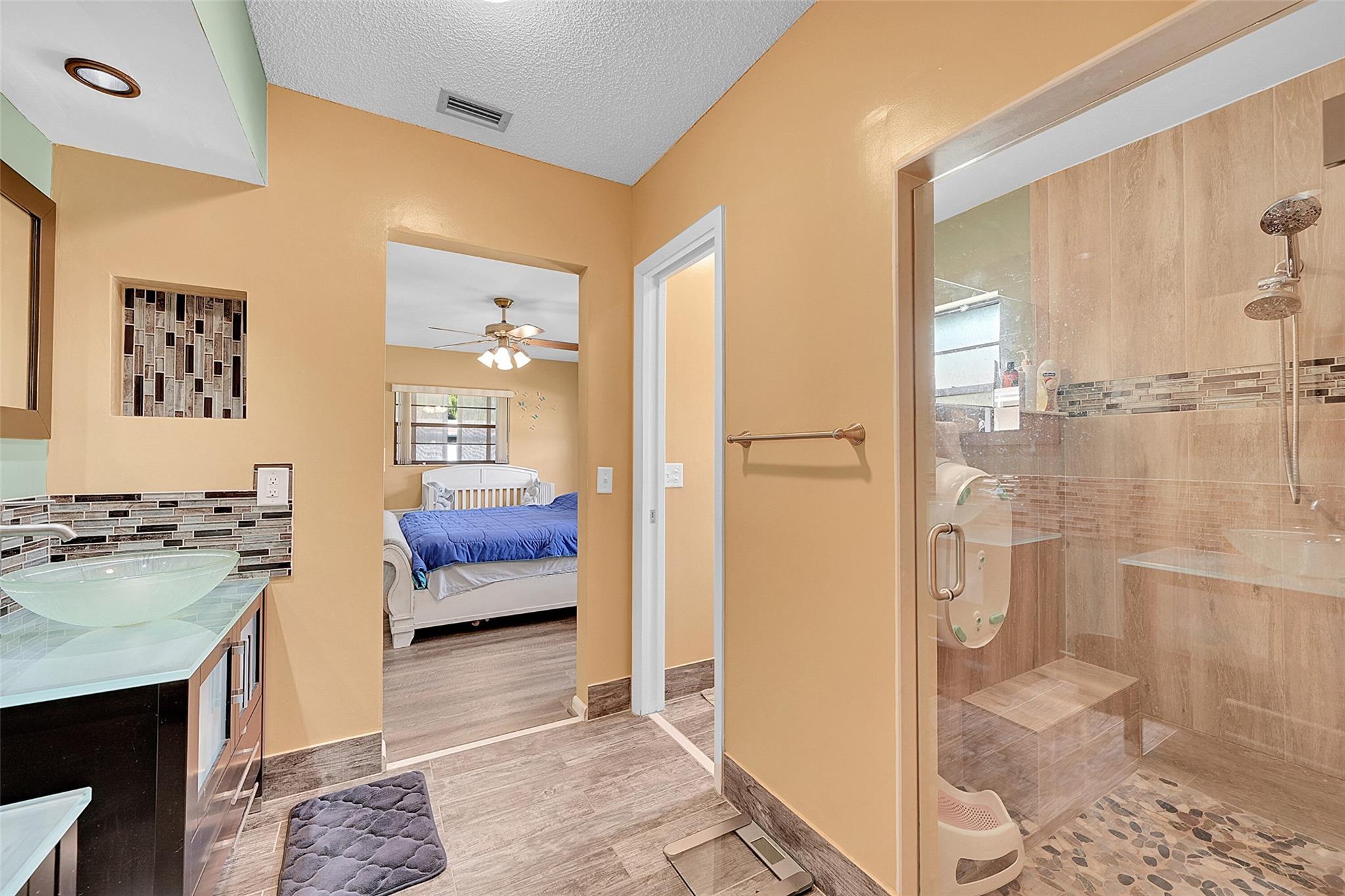 Colony West Estates 91-19 - Residential