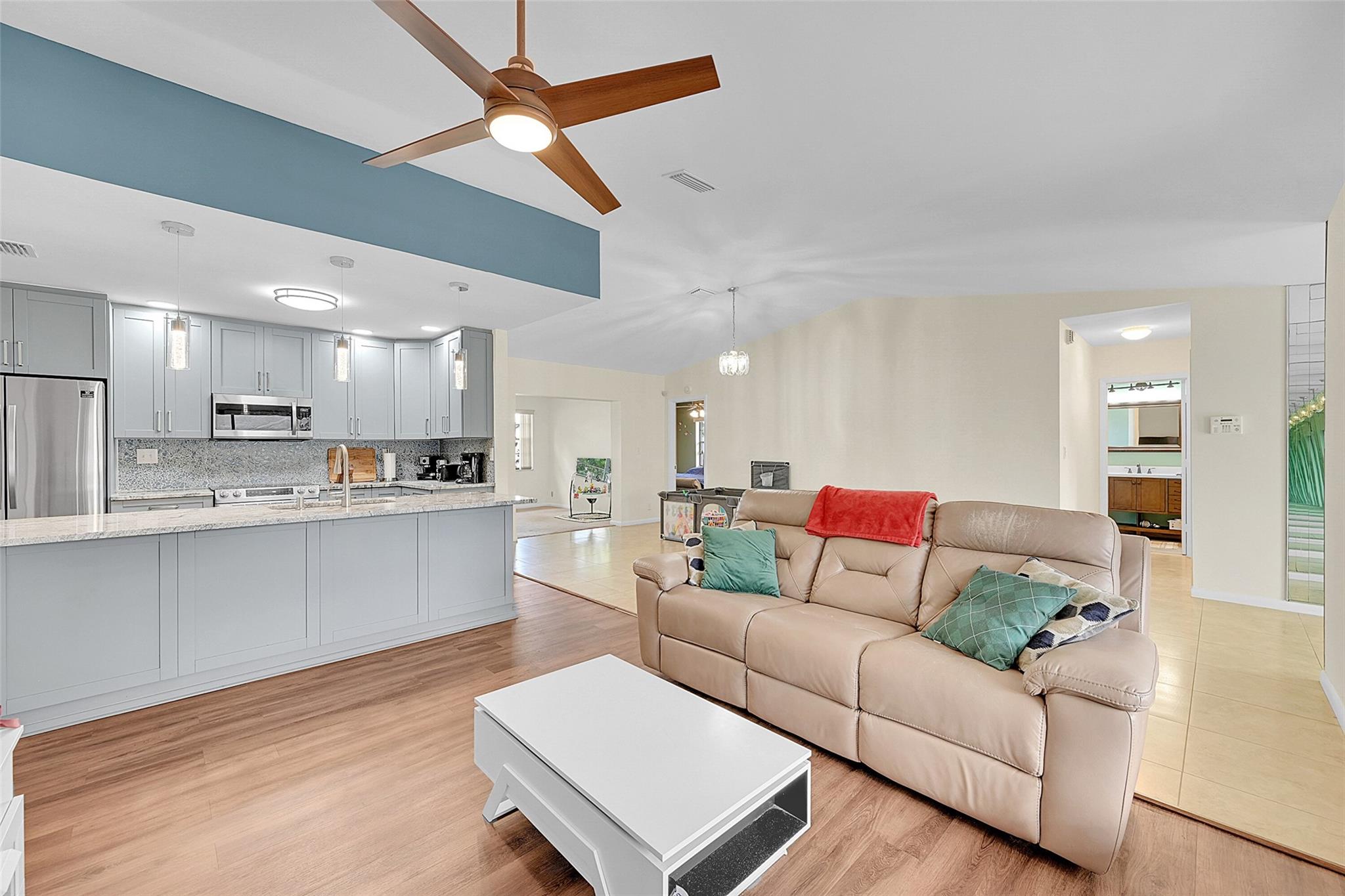 Colony West Estates 91-19 - Residential