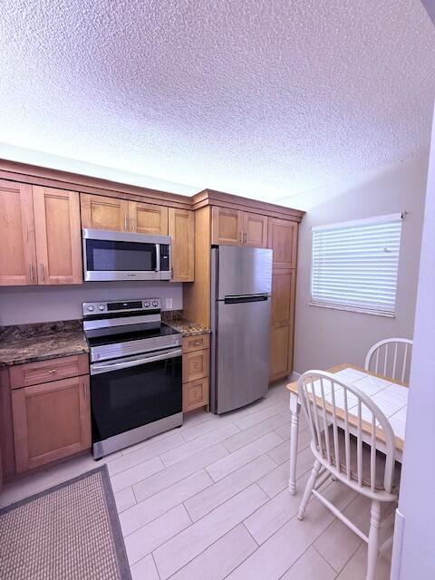 2860 SW 22nd Avenue 4070