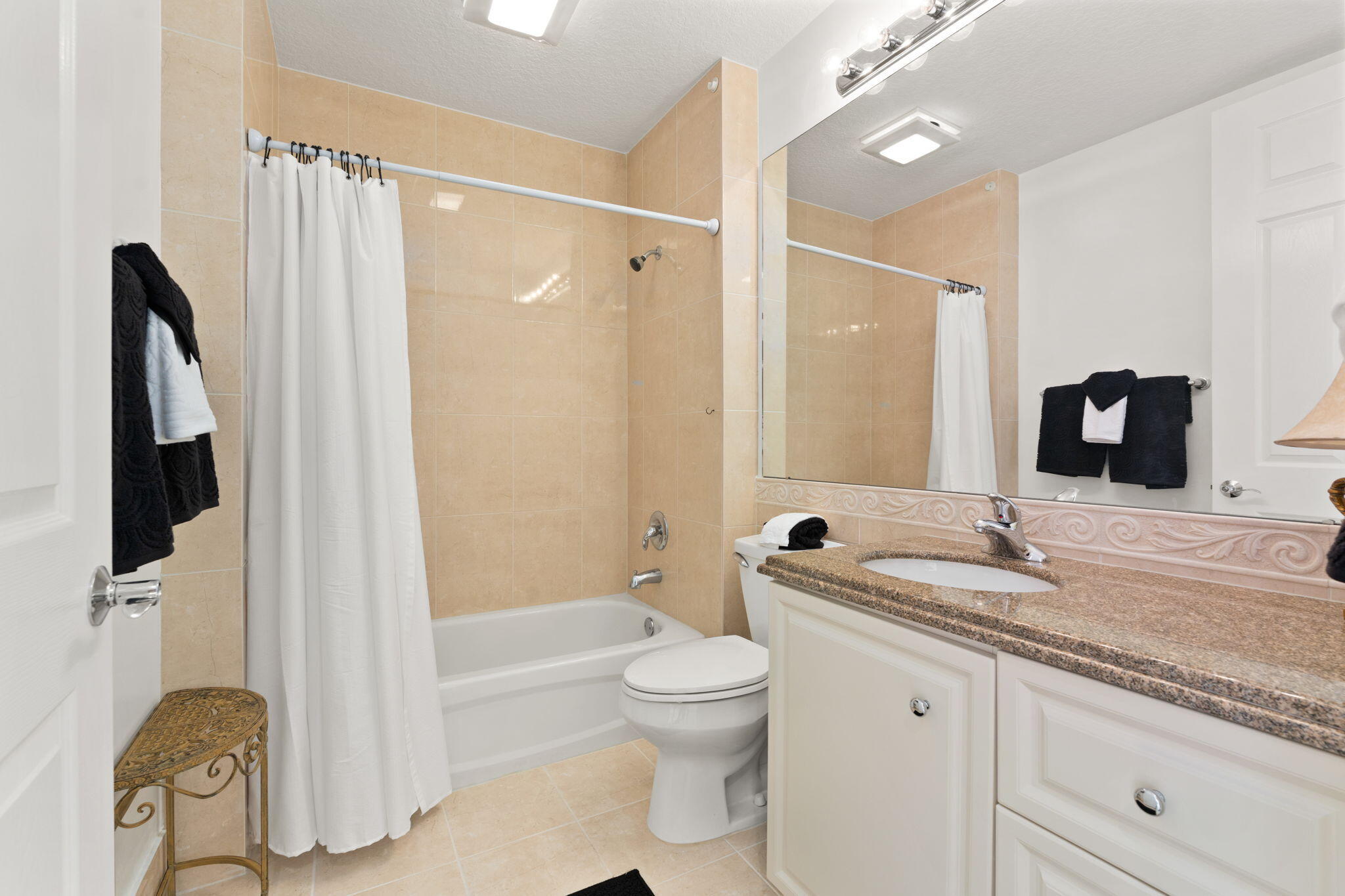 Harbour Isle West - Residential