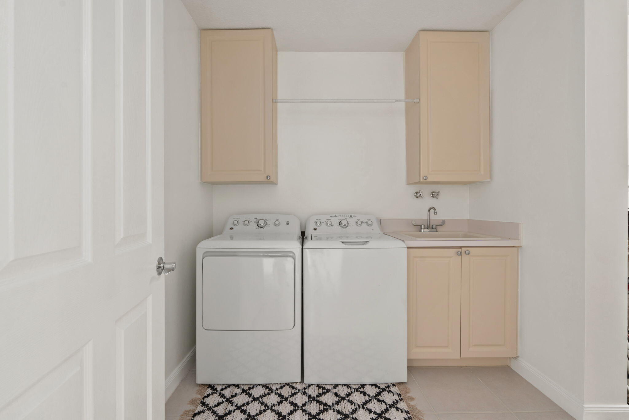 Harbour Isle West - Residential