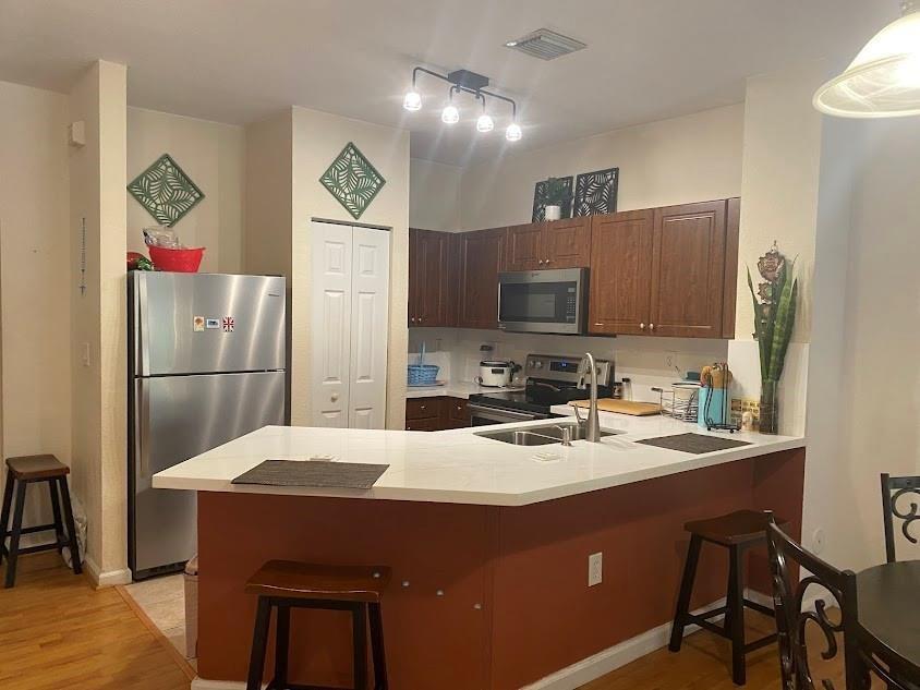 560 Princess Dr 560