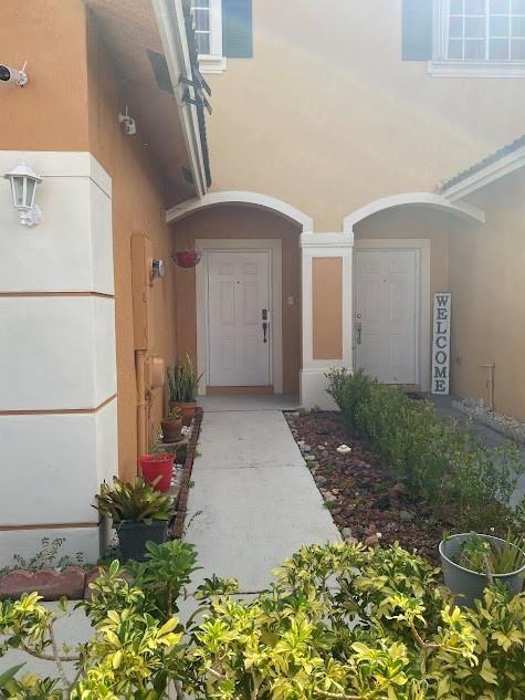 560 Princess Dr 560