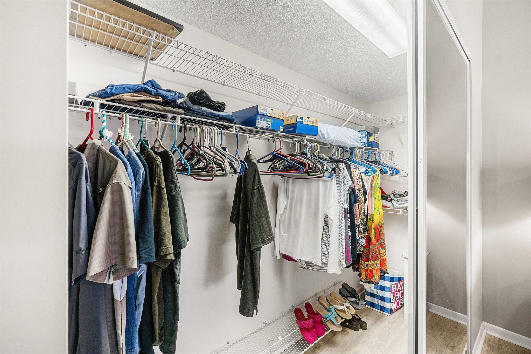 ALEXANDRA VILLAGE CONDO - Residential