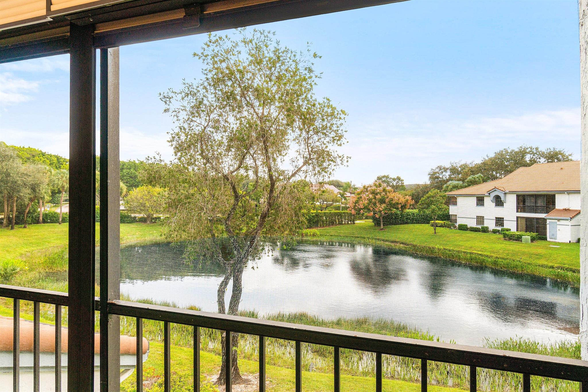 ALEXANDRA VILLAGE CONDO - Residential